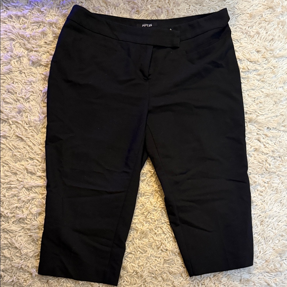 Women’s dress capri size 12